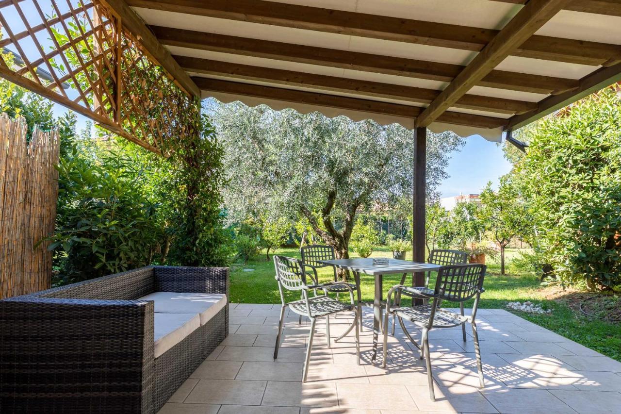 Residence Il Melograno Manerba del Garda Eksteriør billede