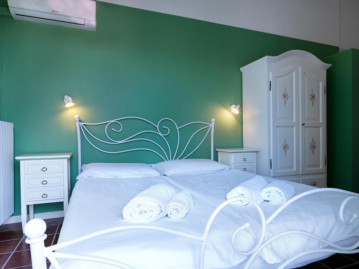 Residence Il Melograno Manerba del Garda Eksteriør billede