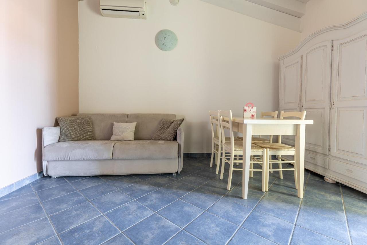 Residence Il Melograno Manerba del Garda Eksteriør billede