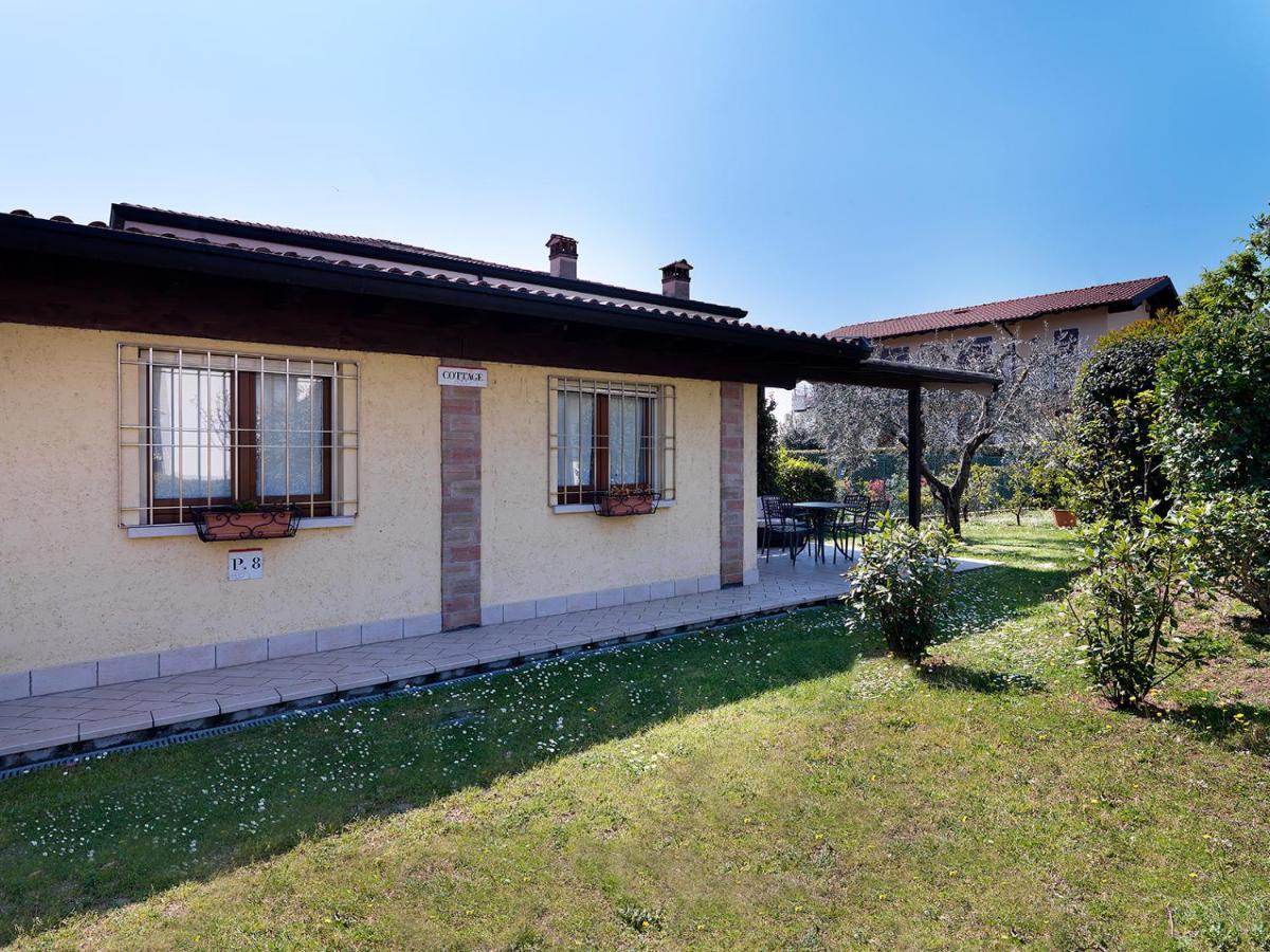 Residence Il Melograno Manerba del Garda Eksteriør billede
