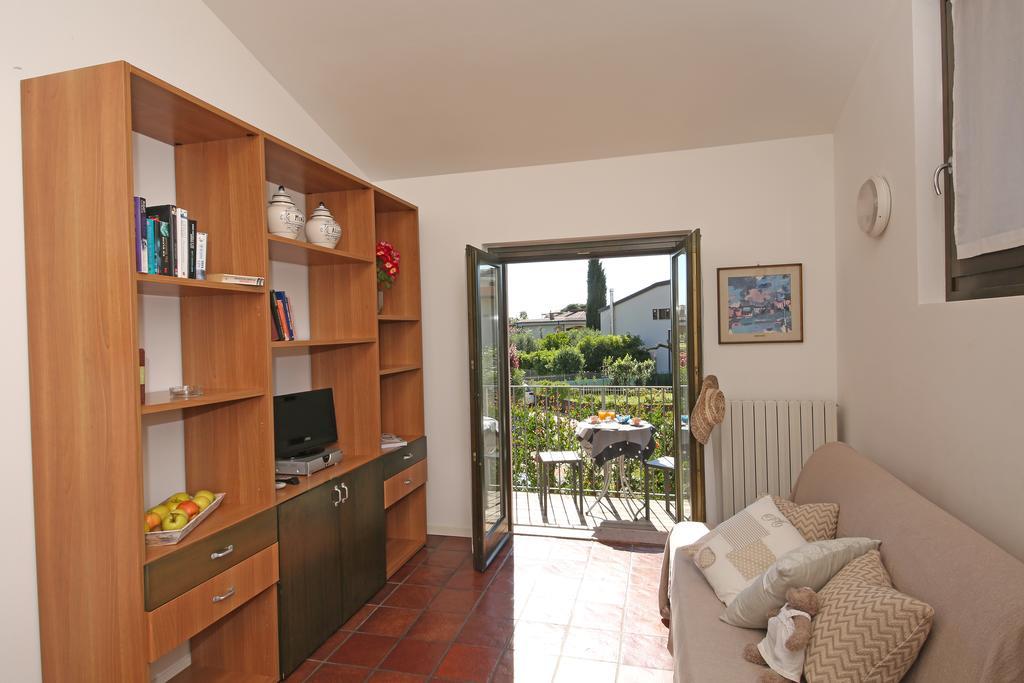 Residence Il Melograno Manerba del Garda Eksteriør billede